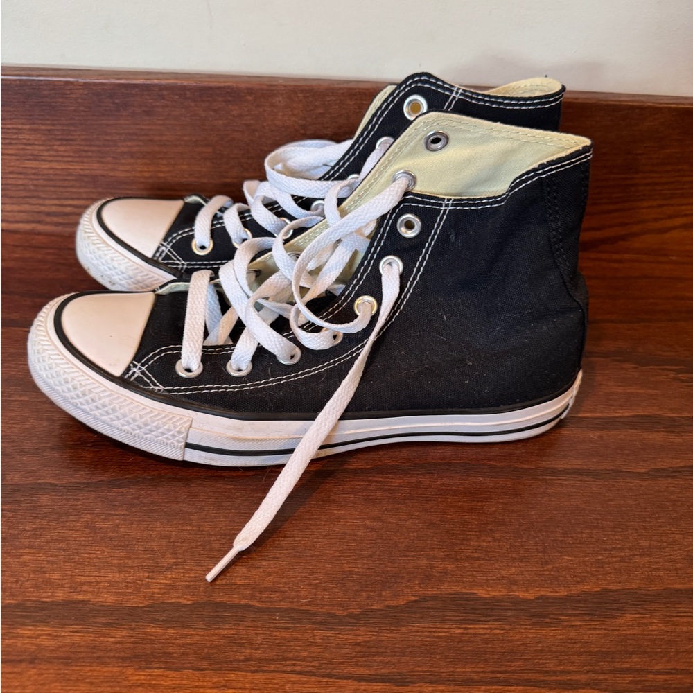 Converse Black High-Top Sneakers with White Laces - Picture 2 of 6